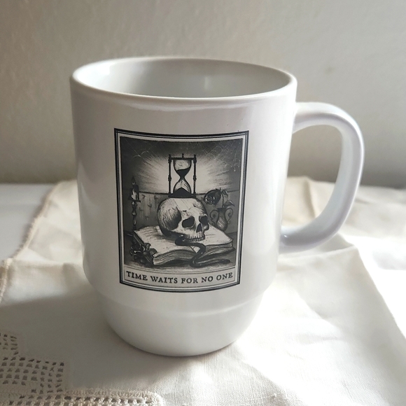 Gothic medieval mug - Picture 3 of 5